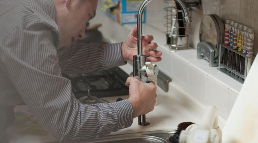 Professional water heater repair in Lebanon, IL